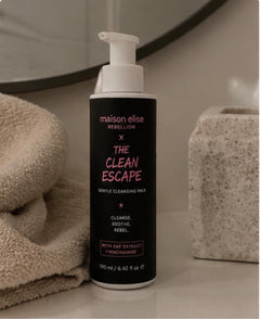 THE CLEAN ESCAPE — Gentle Cleansing Milk